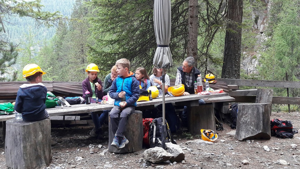 Beim Bergwerkstollen